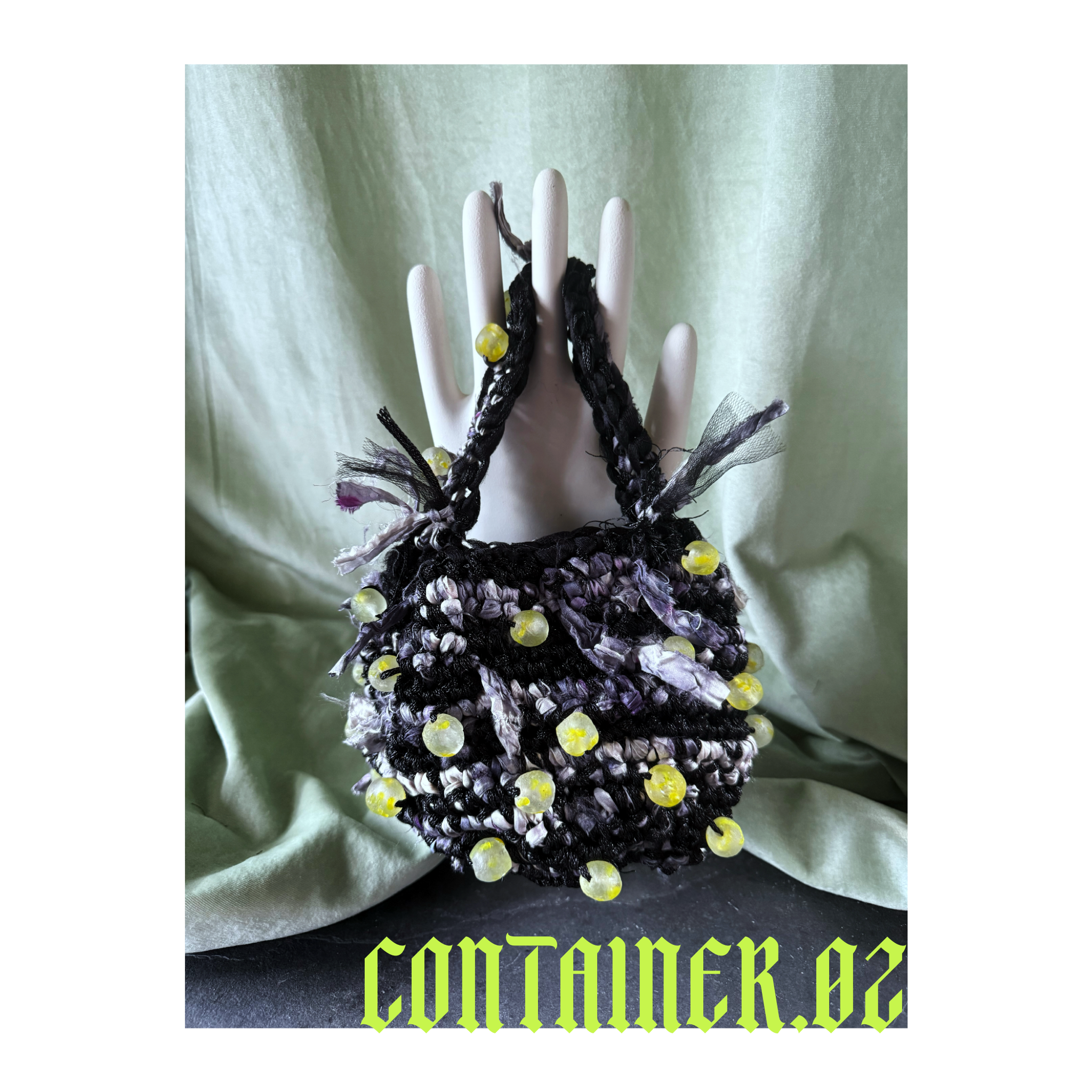 CONTAINER.02