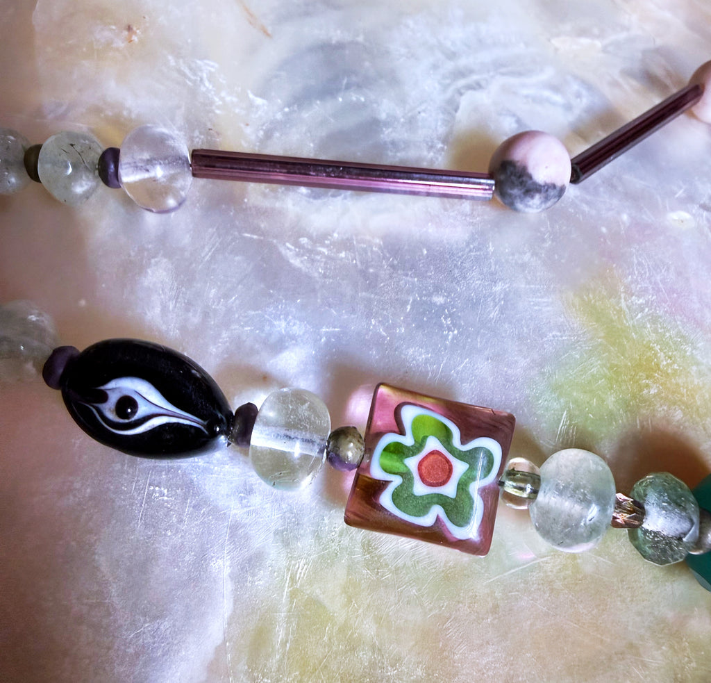 GODNODOGMA NECKLACE