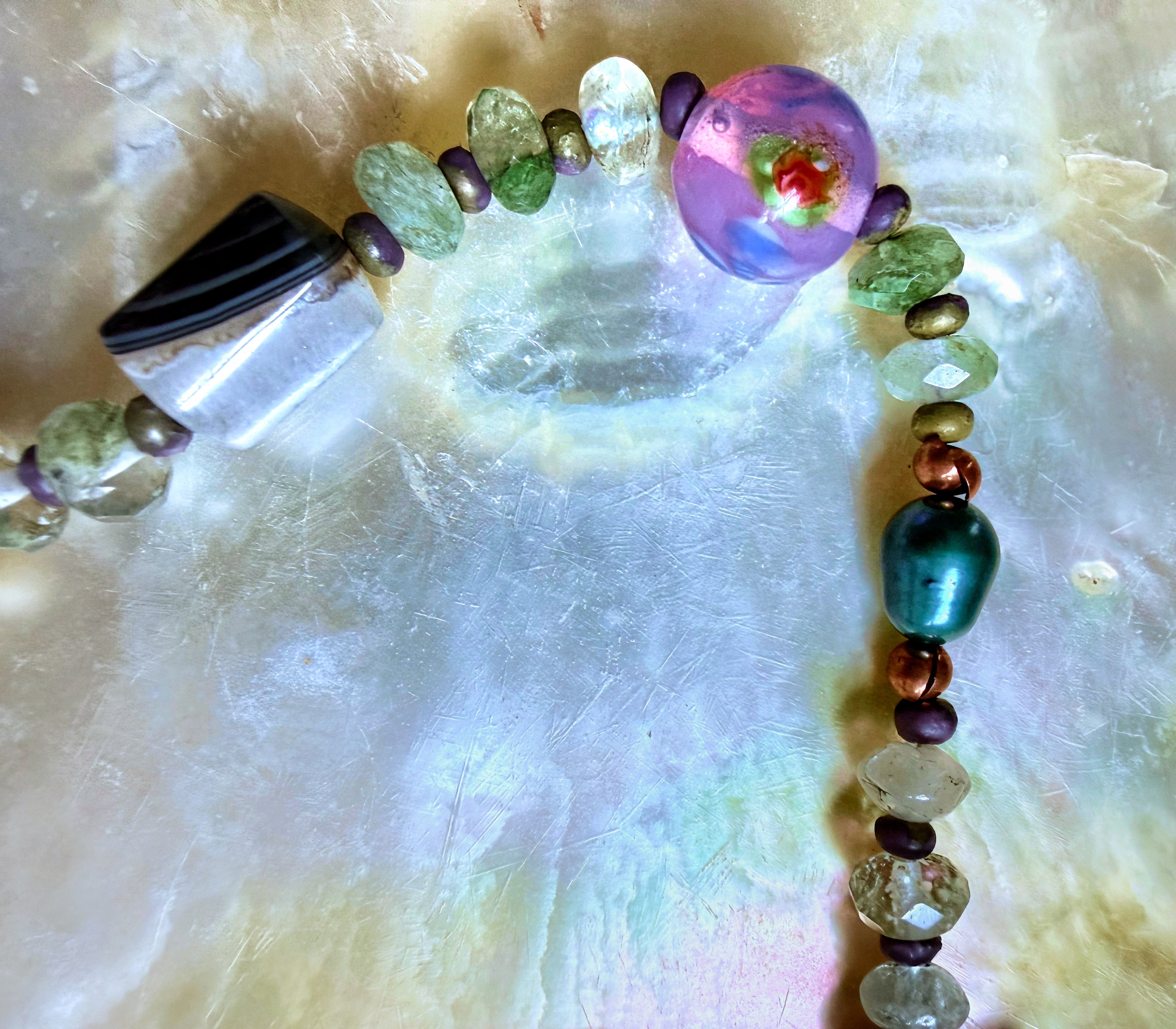 GODNODOGMA NECKLACE